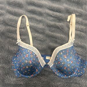 Aerie Blue and White Floral Lace Bra